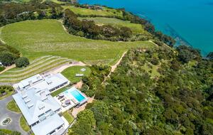 Te Rere Estate (R) - Waiheke Island, New Zealand