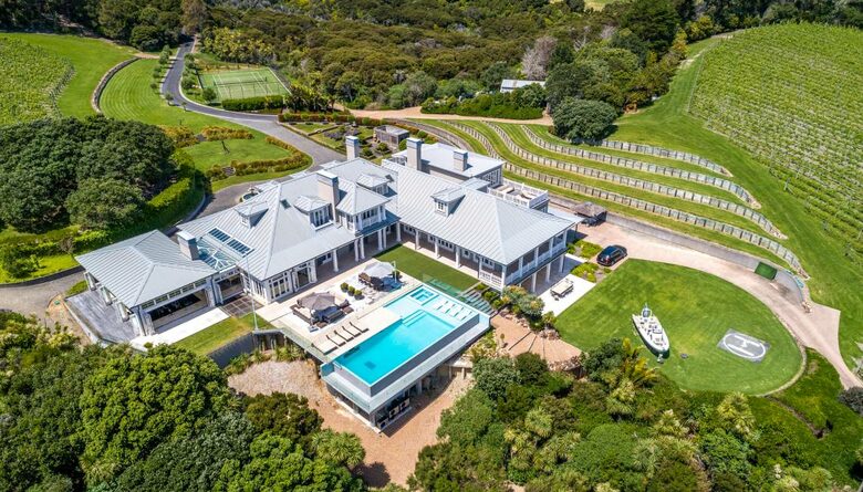 Te Rere Estate (R) - Waiheke Island, New Zealand