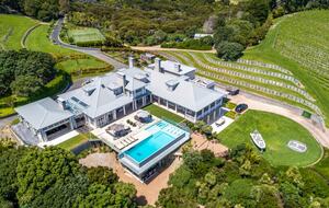 Te Rere Estate (R) - Waiheke Island, New Zealand
