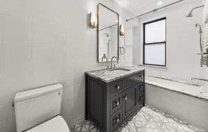 Upper West Side Stunner - 8 Bedrooms - New York City, New York