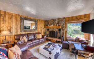 Timberfalls Hideaway - Luxurious Condo with Shared Pool and Tennis - Vail, Colorado