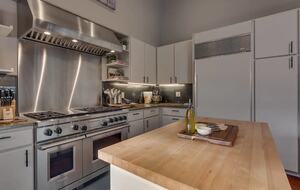 Luxury Modern Home Minutes from the Lake and Ski Slopes - Incline Village, Lake Tahoe. - Incline Village, Nevada