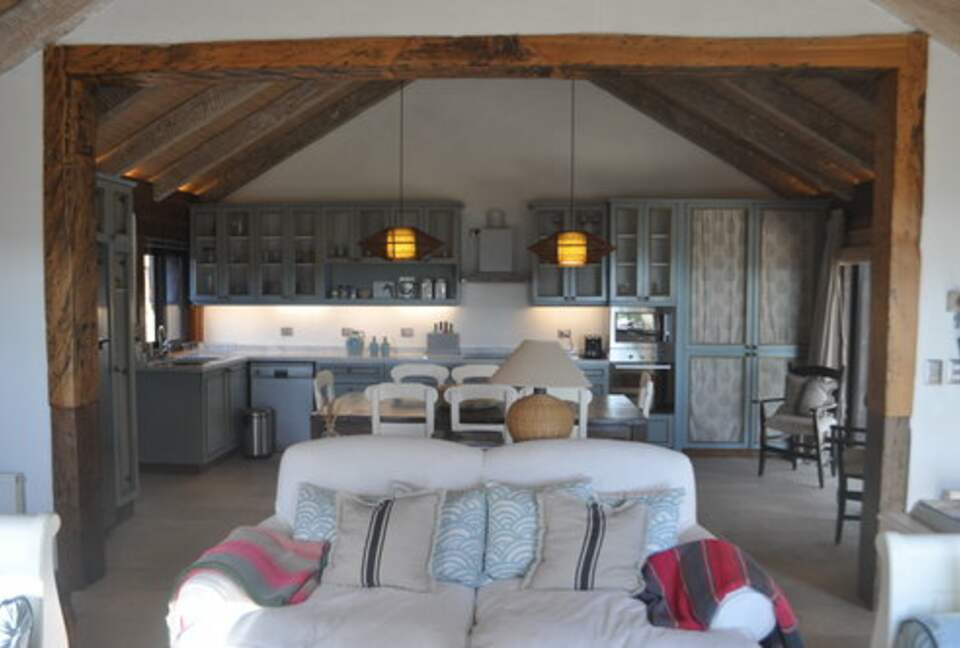 Olivo Santo Estate - Laguna de Zapallar, Chile