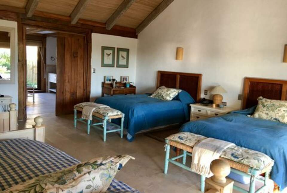 Olivo Santo Estate - Laguna de Zapallar, Chile