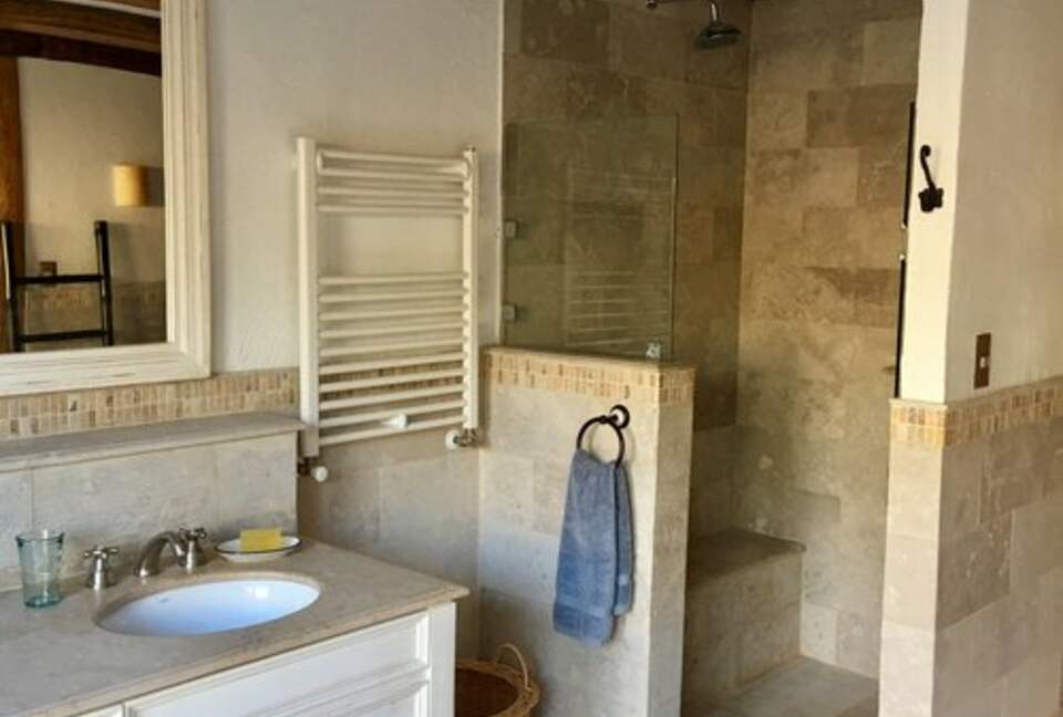 Olivo Santo Estate - Laguna de Zapallar, Chile