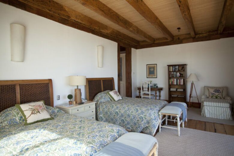 Olivo Santo Estate - Laguna de Zapallar, Chile