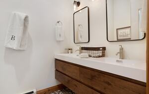 Vail Valley Modern Getaway - Vail, Colorado