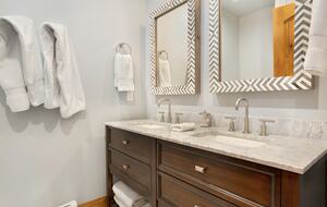 Vail Valley Modern Getaway - Vail, Colorado