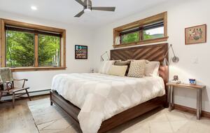 Vail Valley Modern Getaway - Vail, Colorado