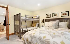 Vail Valley Modern Getaway - Vail, Colorado