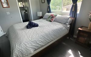 Queen Bed