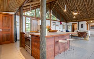 Tropical Getaway with Ocean/Jungle Views + Natural Swim Pool - Bocas del Toro Province, Panama