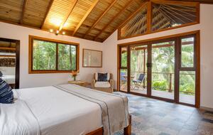 Tropical Getaway with Ocean/Jungle Views + Natural Swim Pool - Bocas del Toro Province, Panama