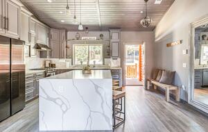 Modern Cabin at Big Bear Lake - Big Bear Lake, California