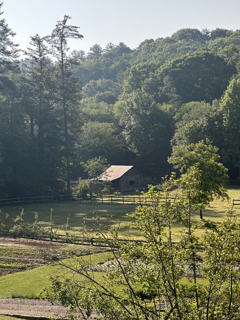 Two Moon | Elegant Mountain Home with Great Community Amenities - Cashiers, North Carolina