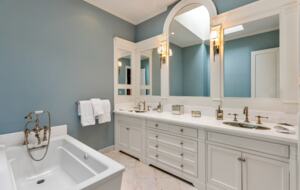 Centre Court Stunning Estate - Locust Valley, New York