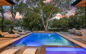 ABOVE - Austin Platinum - Austin, Texas