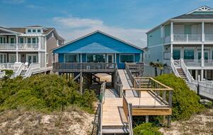 Holden Beach Oceanfront Retreat - Holden Beach, North Carolina