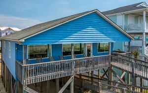 Holden Beach Oceanfront Retreat - Holden Beach, North Carolina