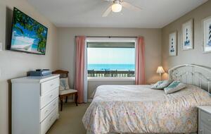 Holden Beach Oceanfront Retreat - Holden Beach, North Carolina