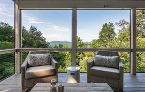 Carolina Mountain Retreat with Unobstructed Mountain Views - Hendersonville, North Carolina