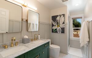 Deboem Vineyard | 20 Acre Organic Vineyard - Ballard, California