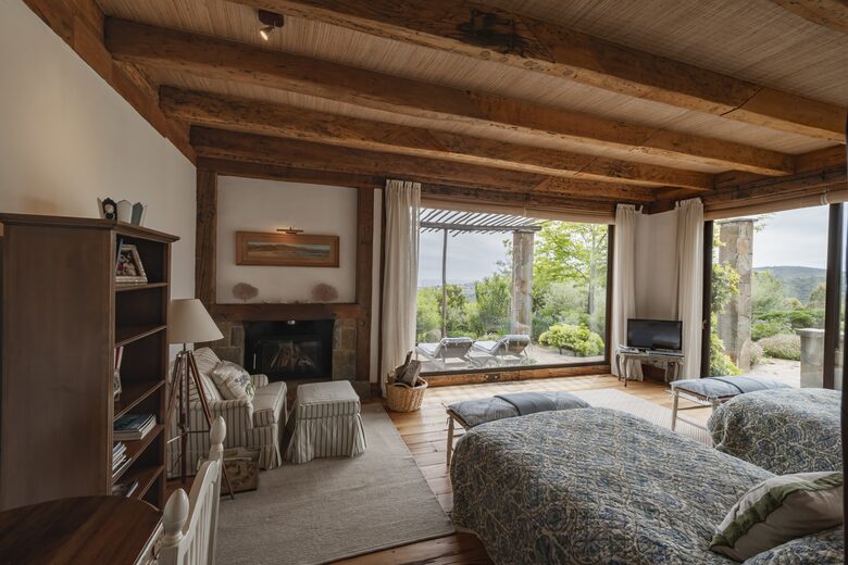 Olivo Santo Estate - Laguna de Zapallar, Chile