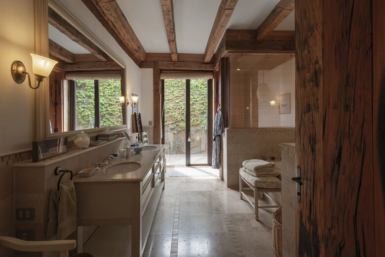 Olivo Santo Estate - Laguna de Zapallar, Chile