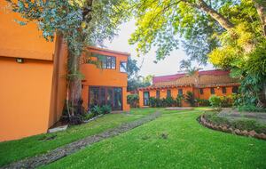 Cuerna House | Traditonal Mexican Estate with pool - Cuernavaca, Mexico