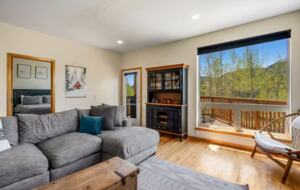 Silverthorne Spacious Getaway - Silverthorne, Colorado