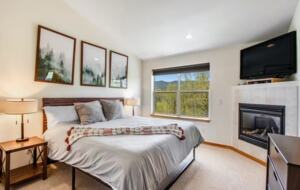 Silverthorne Spacious Getaway - Silverthorne, Colorado