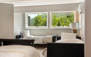 Beautifully Remodeled Mid-Century Modern Vail Home - Vail, Colorado