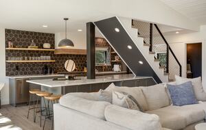 Beautifully Remodeled Mid-Century Modern Vail Home - Vail, Colorado