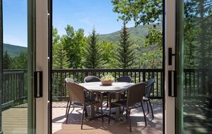 Beautifully Remodeled Mid-Century Modern Vail Home - Vail, Colorado