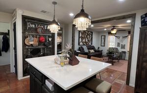 Private Getaway with a Game Room - Near Frio River - Leakey, Texas