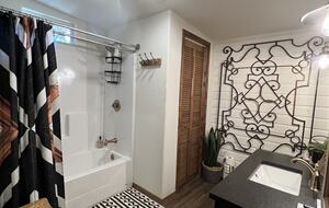 Private Getaway with a Game Room - Near Frio River - Leakey, Texas