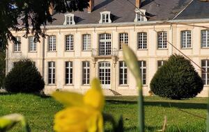 Château d'Isle-sur-Marne (R) - Isle sur Marne, France