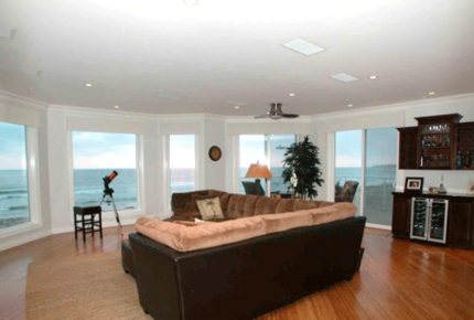 Mission Beach Oceanfront