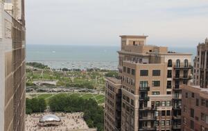 1-Bedroom Restored Vintage Loft in the Heart of Chicago - Chicago, Illinois