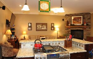 Black Bear Crossing #35 | Ski In/ Ski Out, Steps to Black Bear and Powder Ridge - Snowshoe, West Virginia