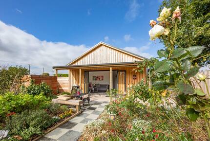 Stand alone cottage on our Karaka farm