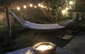 Waterfront retreat on Vashon; with a beach and hot tub! - Vashon, Washington