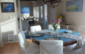 Waterfront retreat on Vashon; with a beach and hot tub! - Vashon, Washington