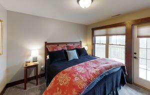 Black Bear Crossing #21 | Slopeside with Great Ski Trail Views - Snowshoe, West Virginia