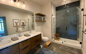 Stunning New Lake Keowee Contemporary Waterfront Home! - Six Mile, South Carolina