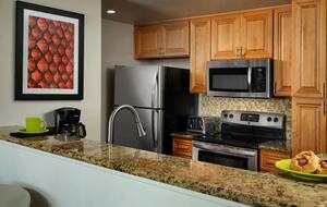 Desert Oasis, Palm Springs Area - One-Bedroom Villa - Cathedral City, California