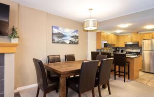 Woodrun Lodge 514 | Ski-In Ski-Out Condo w/ Pool, Hot Tub - Whistler, Canada