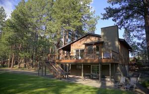 Aspen Meadow Lodge | Private Pickleball Court, Bonus Room, on 8.5 Acres - Sisters, Oregon