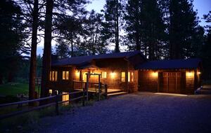 Aspen Meadow Lodge | Private Pickleball Court, Bonus Room, on 8.5 Acres - Sisters, Oregon