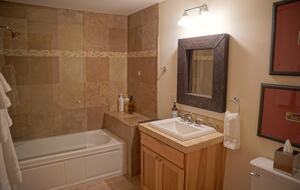 Aspen Meadow Lodge | Private Pickleball Court, Bonus Room, on 8.5 Acres - Sisters, Oregon